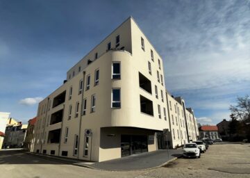 Erstvermietung – modernes Wohnen in historischer Kulisse: 2-Zimmer-Wohnung mit Tiefgaragenstellplatz zu vermieten!, 03046 Cottbus, Etagenwohnung